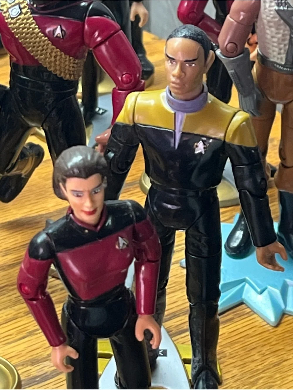 Large lot of Star Trek action figures 33 in the lot